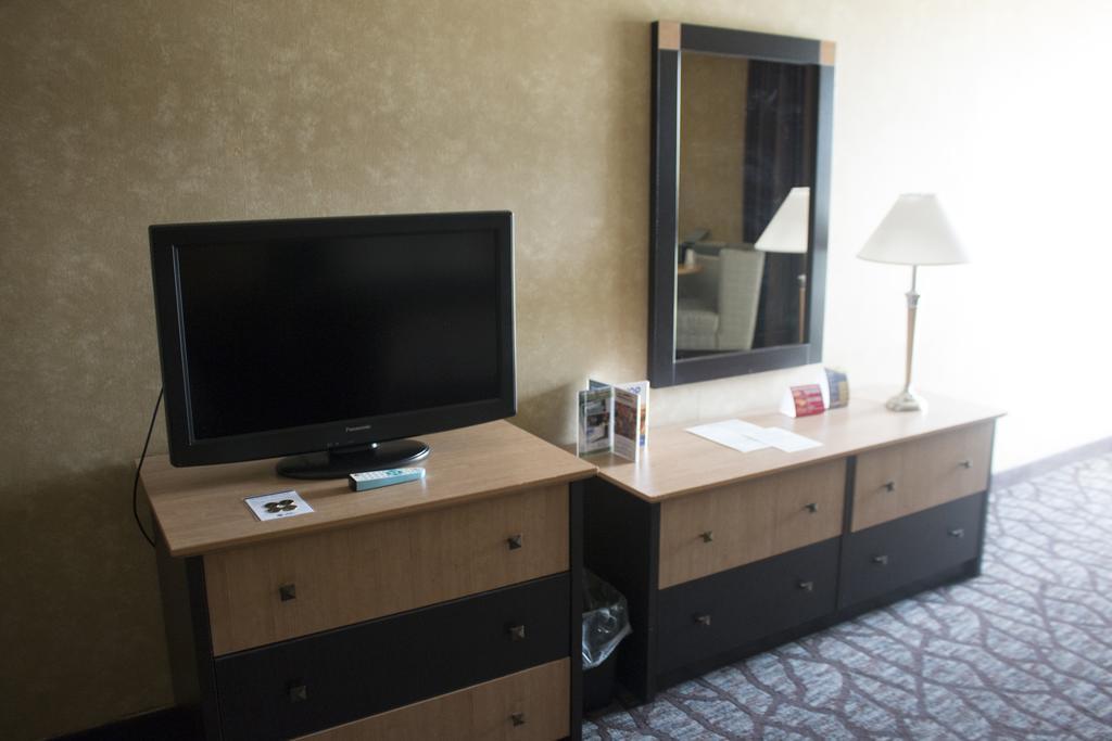 Best Western Fallsview Ниагарски водопад Екстериор снимка